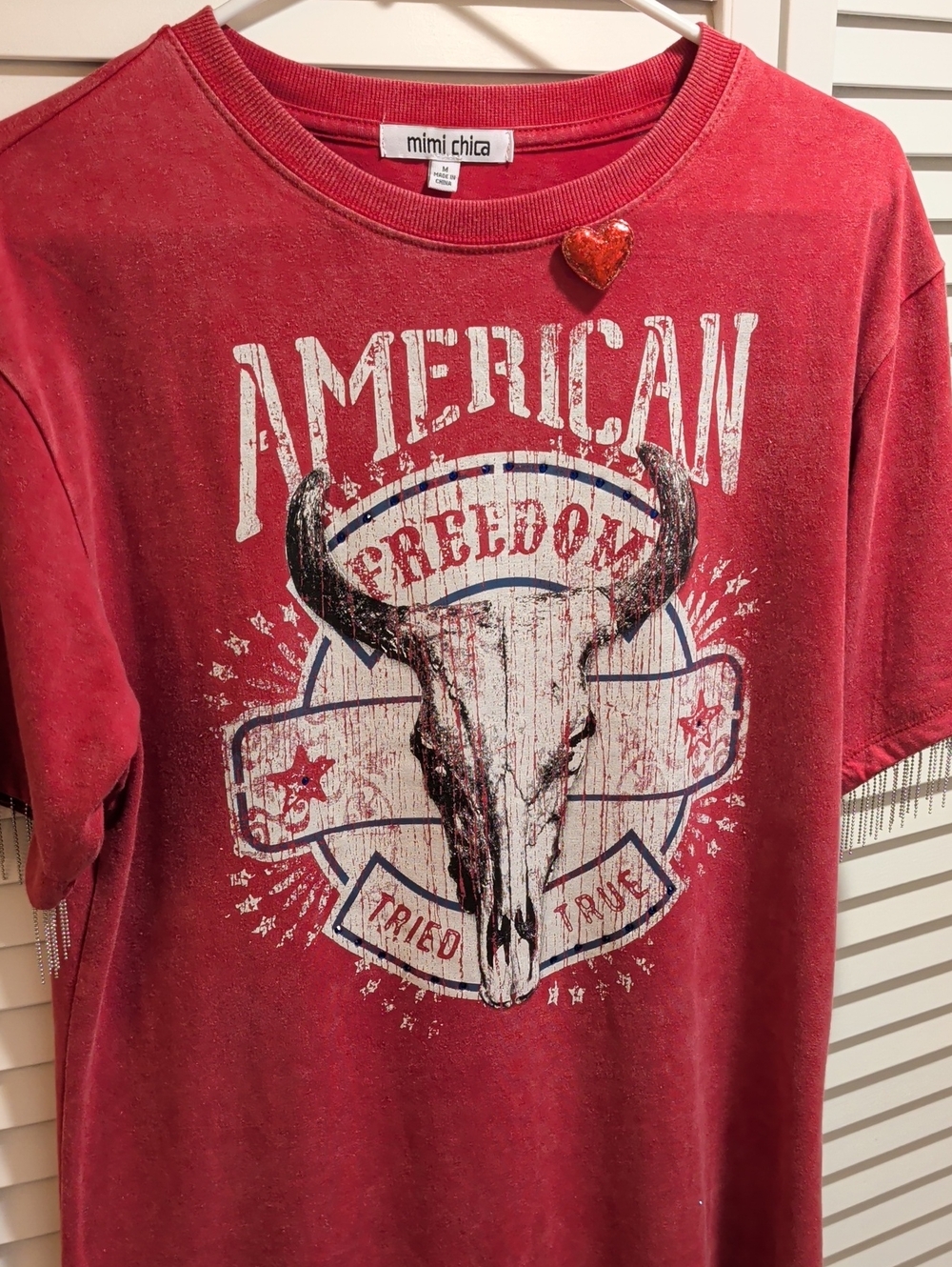 Mimi Chica Red Dress Short-Sleeve 'American Freedom' Graphic T-shirt With Chains